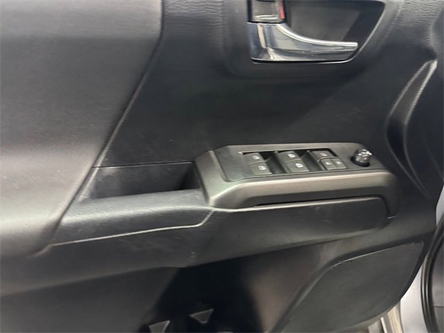 Used 2020 Toyota Tacoma 4x4 Double Cab image 25