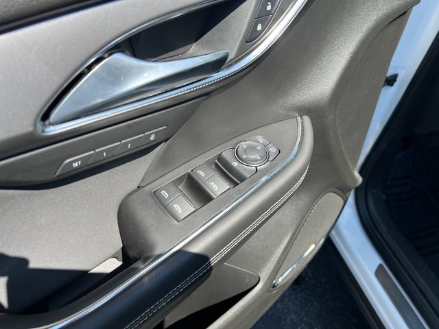 Used 2025 Buick Envision Sport Touring AWD/4WD image 14