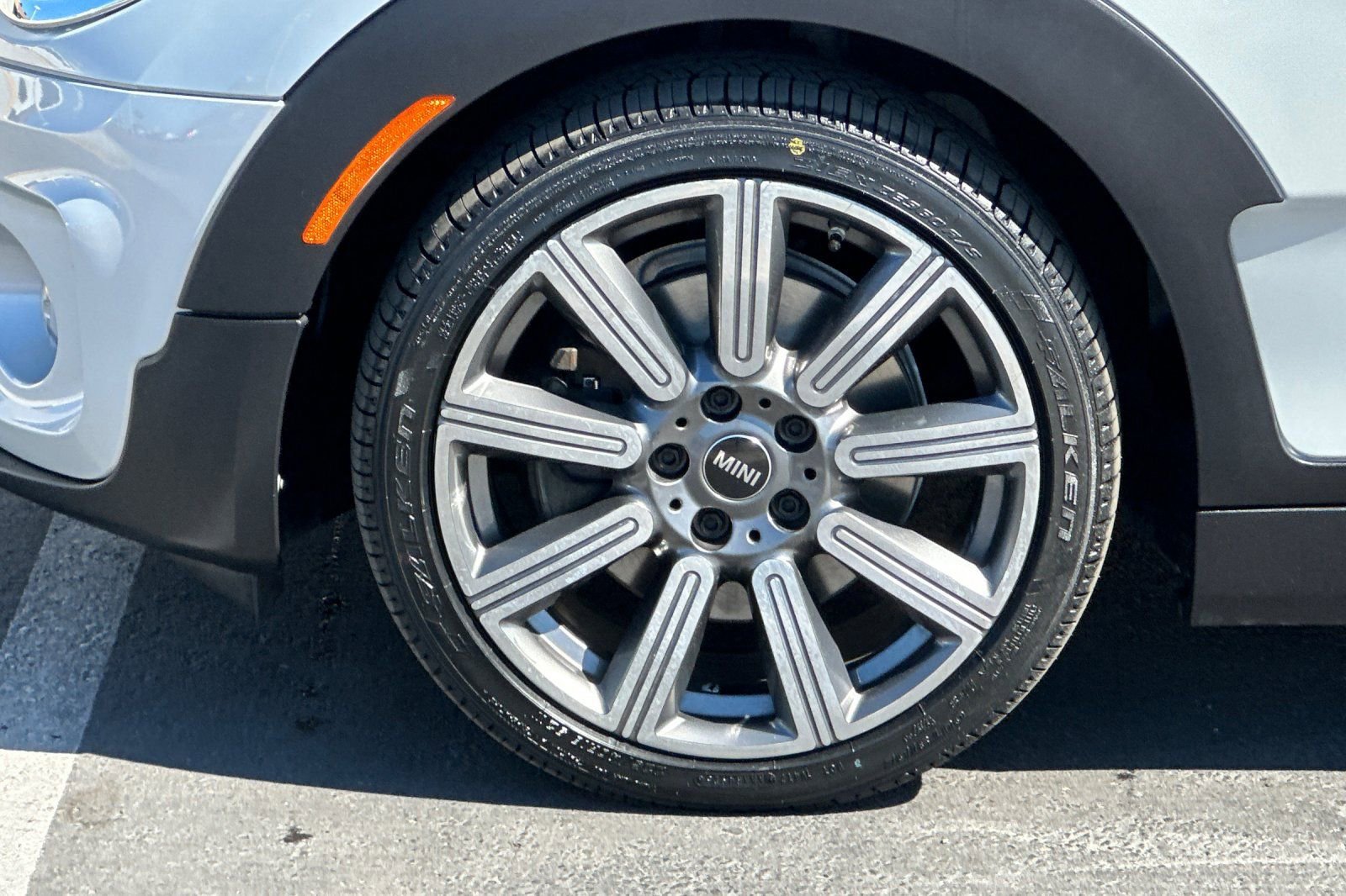 Used 2020 MINI Cooper Clubman S image 25
