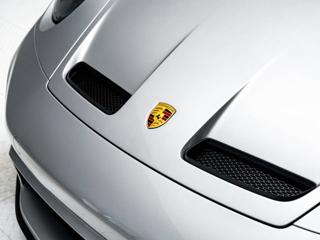 Certified 2024 Porsche 911 GT3 RWD image 40
