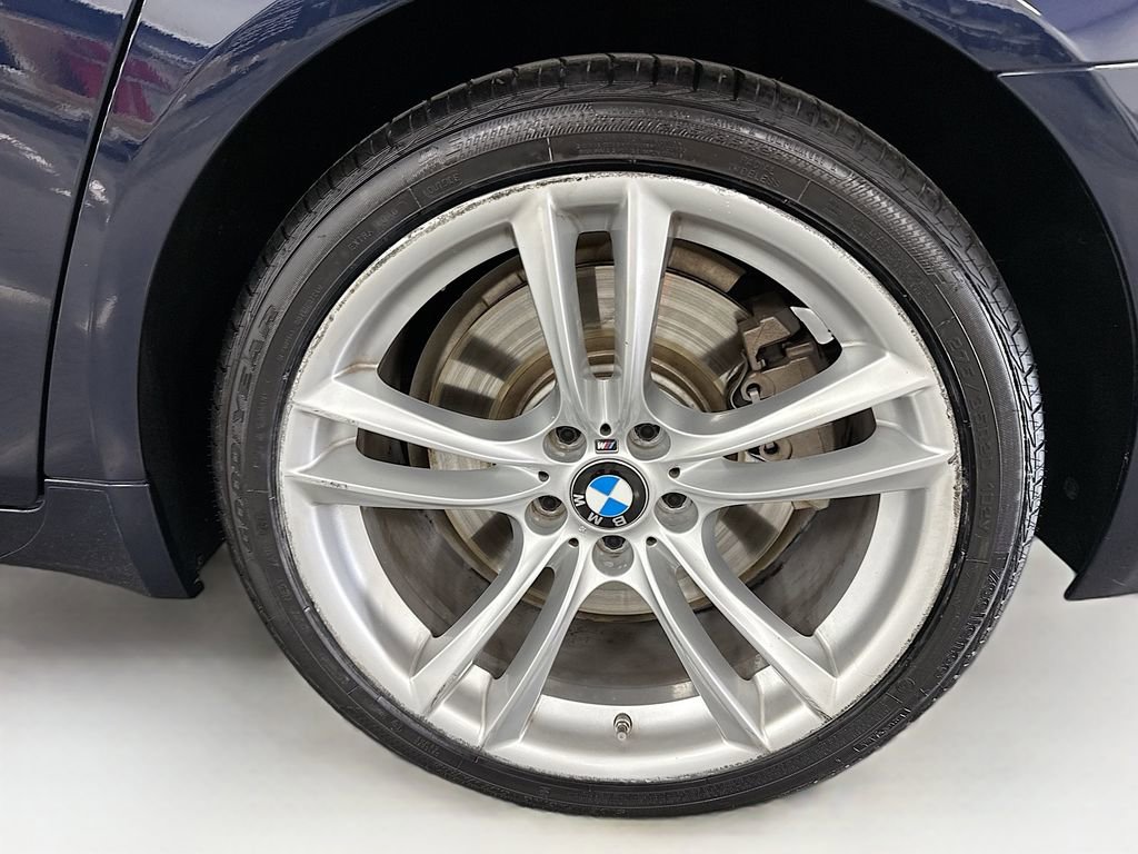 Used 2015 BMW 750Li image 30