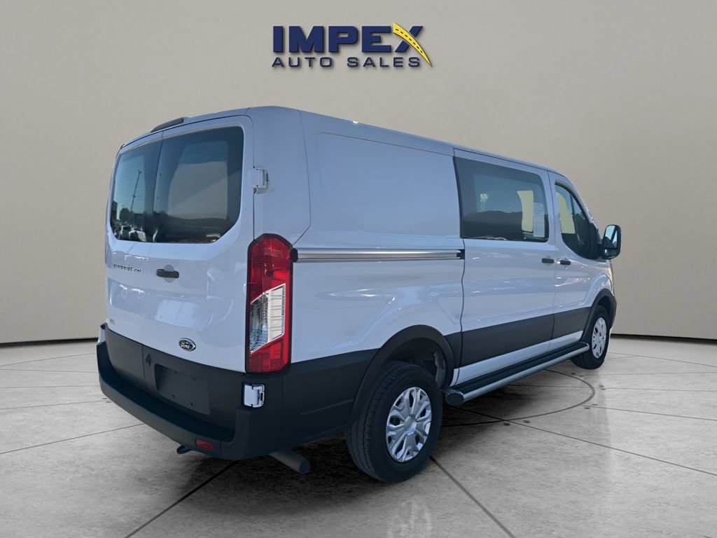 Used 2024 Ford Transit 250 Low Roof w/ Exterior Upgrade Package RWD image 5