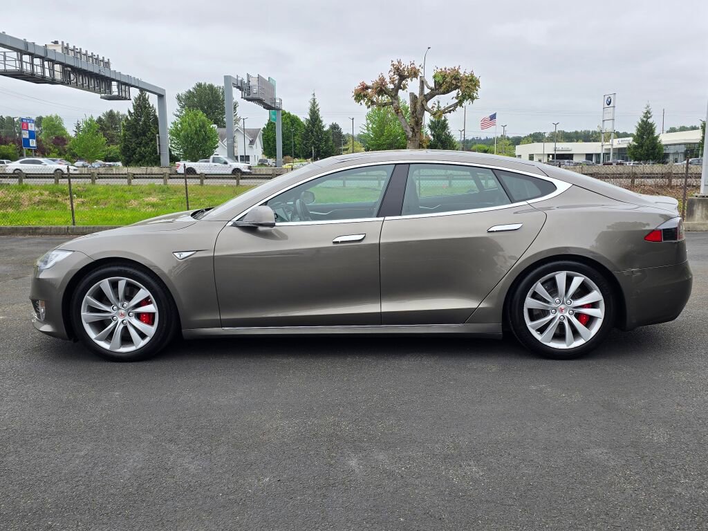 Used 2016 Tesla Model S P90D AWD/4WD image 2