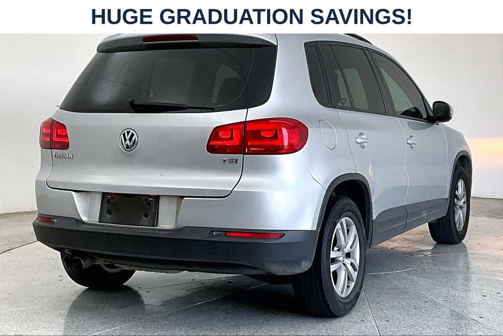 Used 2016 Volkswagen Tiguan S FWD image 2