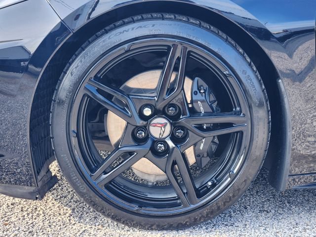 Used 2020 Chevrolet Corvette Stingray Coupe w/ 1LT RWD image 10