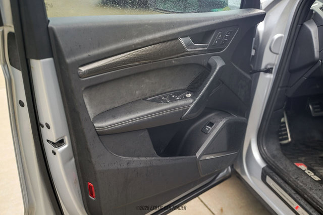 Used 2018 Audi SQ5 Prestige AWD/4WD image 31
