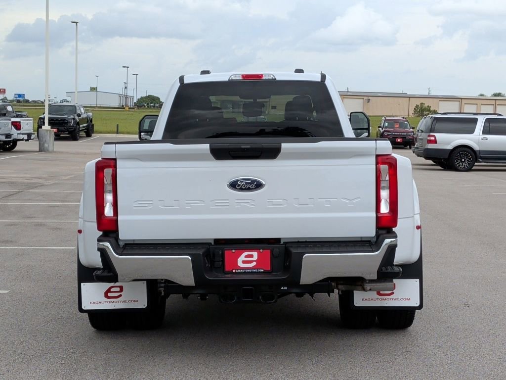 New 2026 Ford F350 XLT image 7
