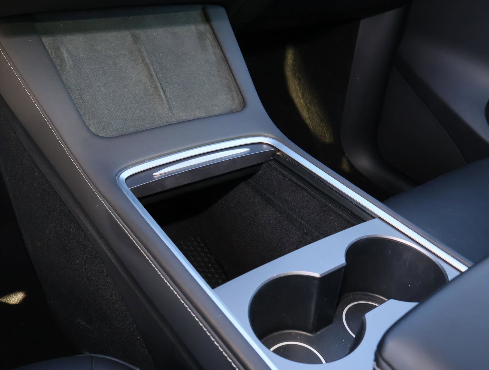 Used 2023 Tesla Model Y Long Range image 18