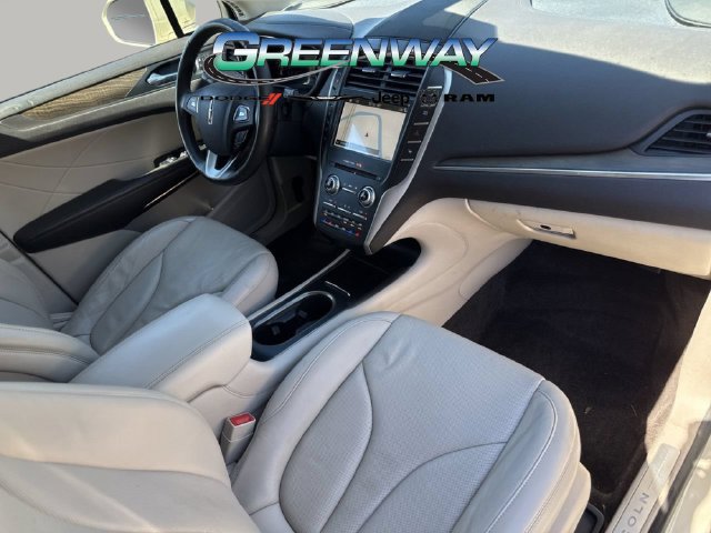 Used 2018 Lincoln MKC Reserve FWD image 13