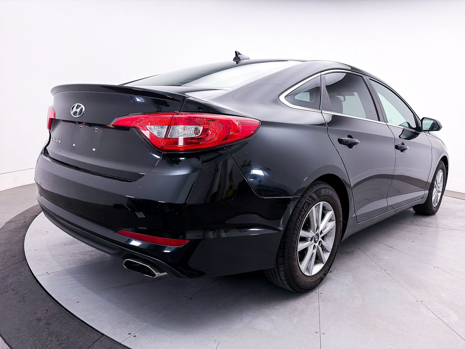 Used 2017 Hyundai Sonata SE FWD image 11