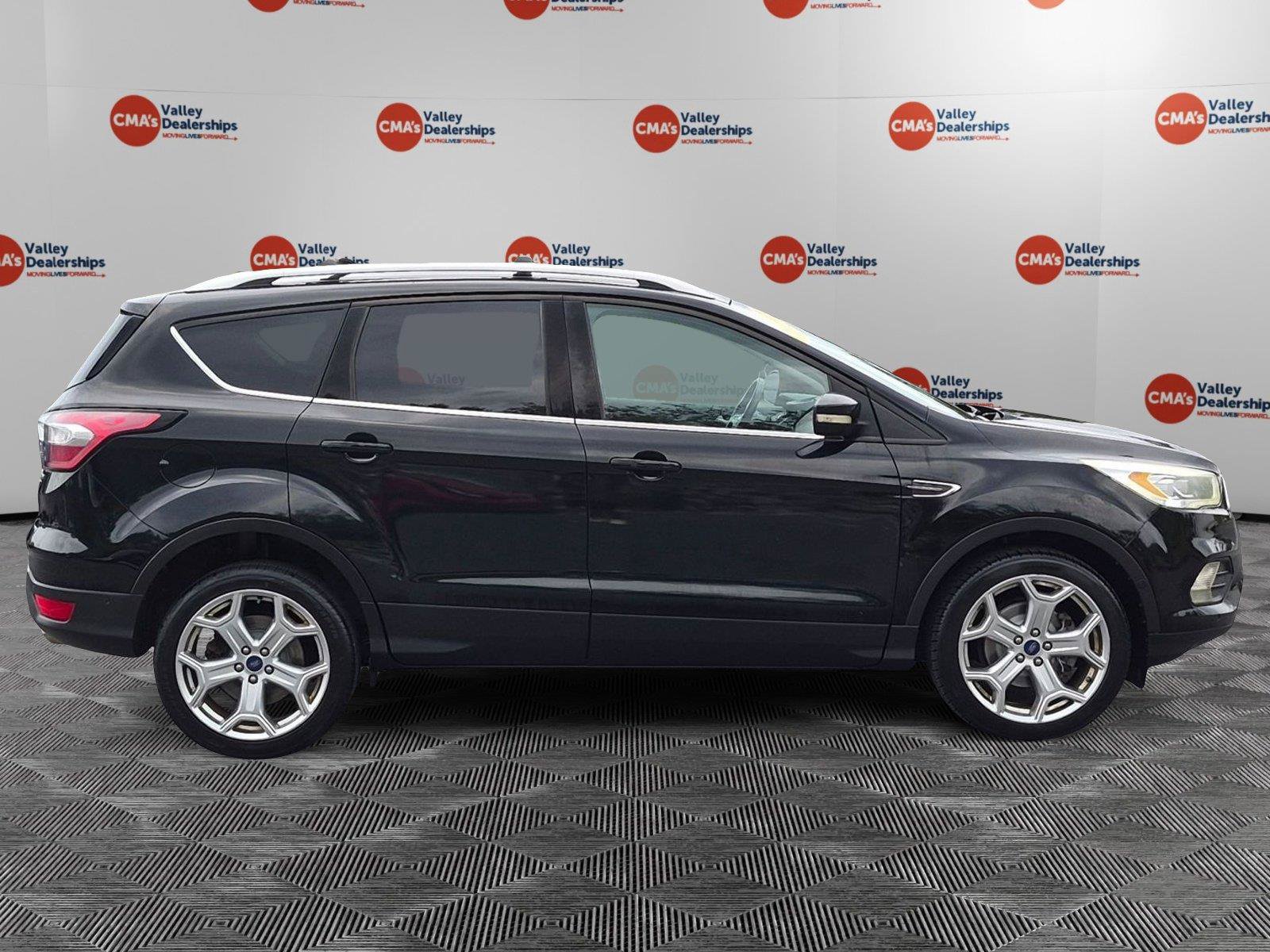 Used 2017 Ford Escape Titanium w/ Equipment Group 301A AWD/4WD image 6