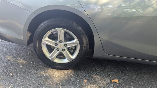 Used 2024 Chevrolet Malibu LT image 11