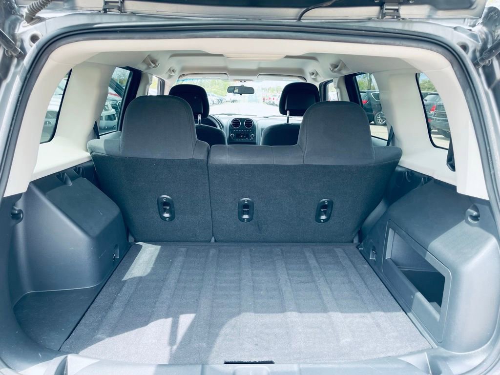 Used 2011 Jeep Patriot Latitude FWD image 19