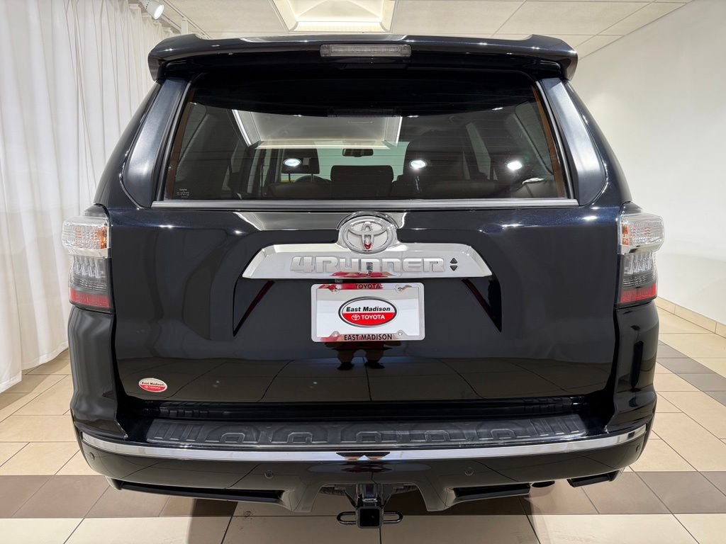 Certified 2019 Toyota 4Runner Limited AWD/4WD image 4