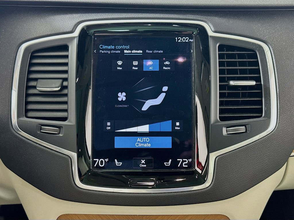 Used 2021 Volvo XC90 T6 Momentum w/ Climate Package AWD/4WD image 16