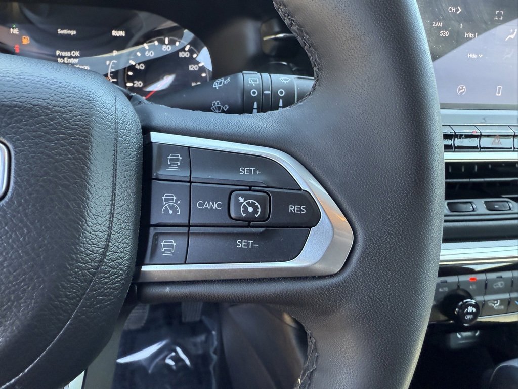 Used 2023 Jeep Compass Limited image 21