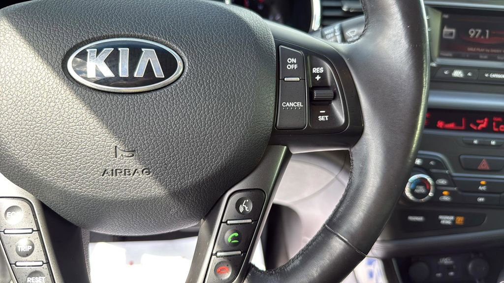 Used 2013 Kia Optima EX w/ Premium Pkg FWD image 15