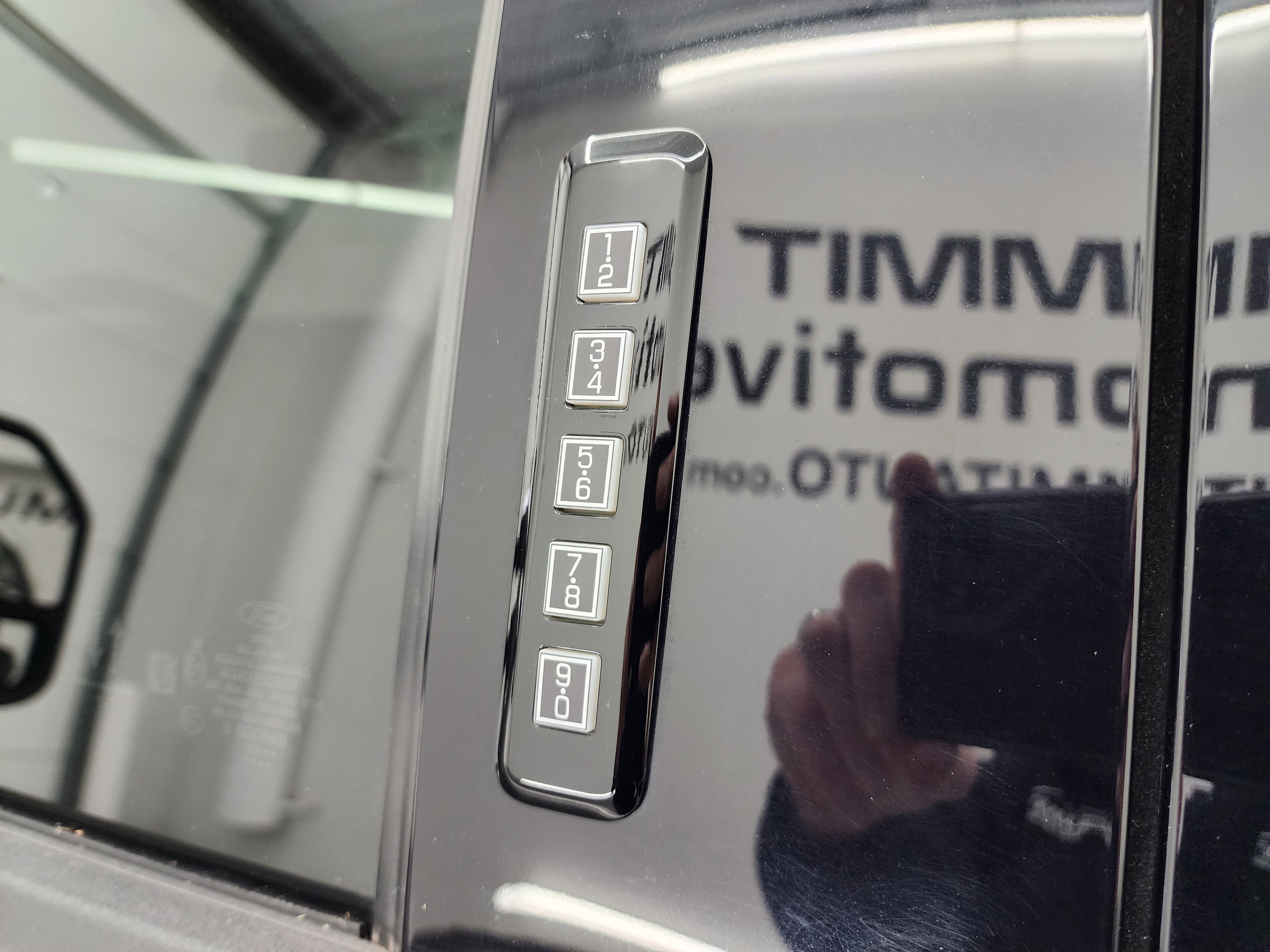 Used 2024 Ford F250 Lariat w/ Lariat Ultimate Package image 40