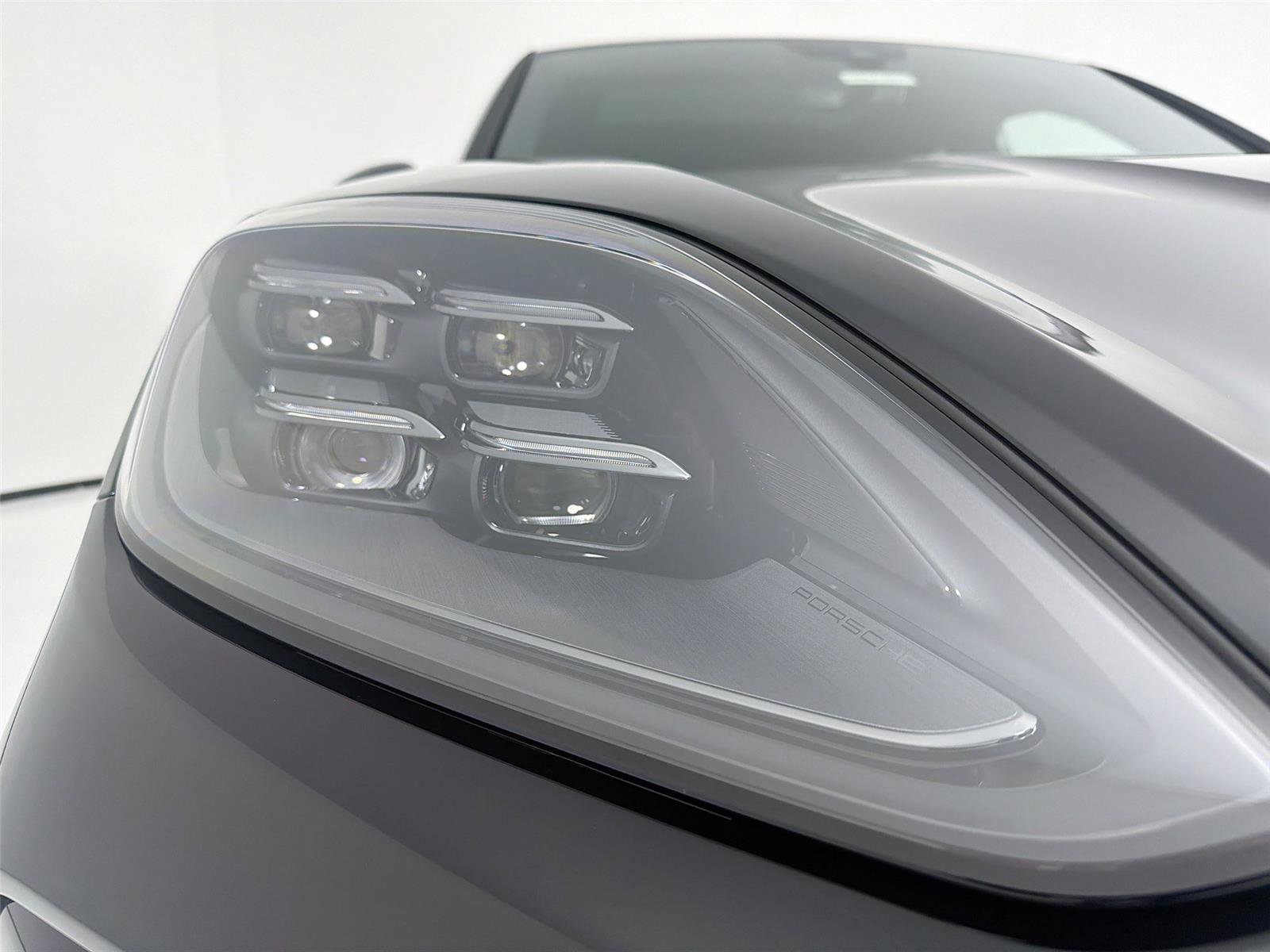 New 2026 Porsche Cayenne Coupe image 27