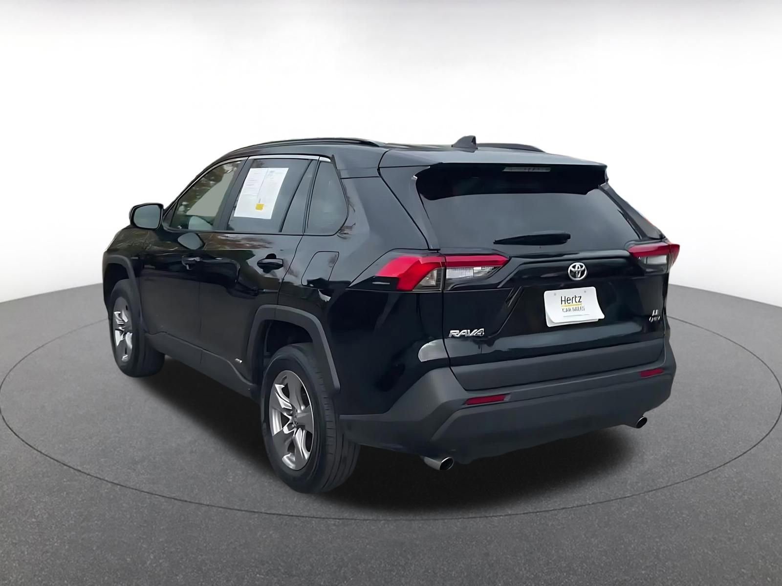 Used 2025 Toyota RAV4 LE image 10