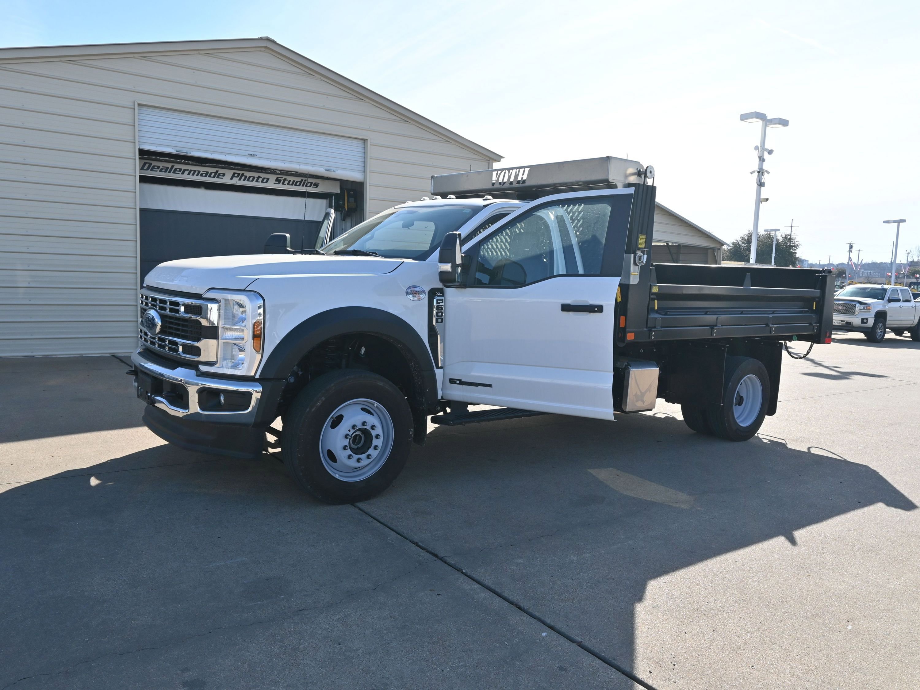 New 2024 Ford F600 4x4 Regular Cab Super Duty w/ XL Chrome Package image 33