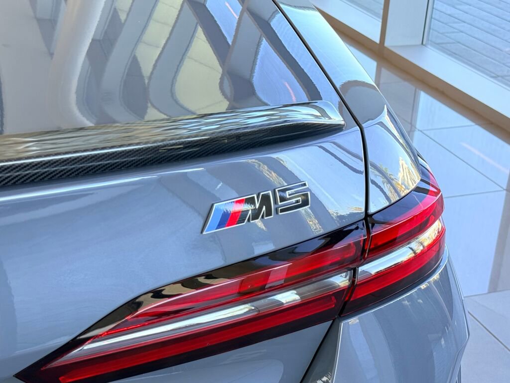 Used 2026 BMW M5 w/ Carbon Package image 8