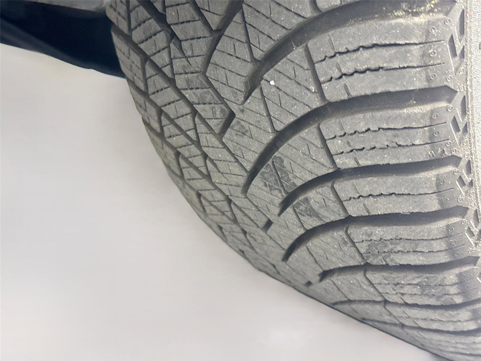 Used 2020 Kia Stinger GT image 36