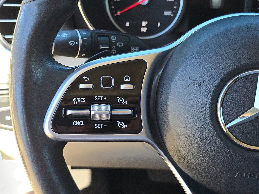 Used 2022 Mercedes-Benz GLC 300 4MATIC image 24