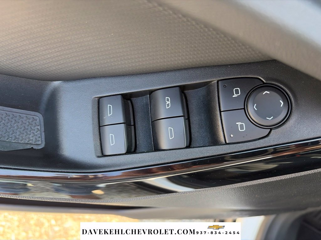 Used 2025 Chevrolet Equinox LT AWD/4WD image 11