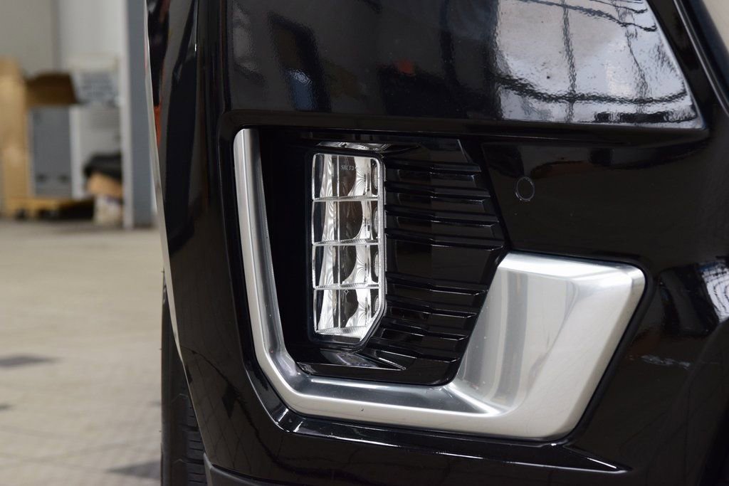 Used 2024 GMC Yukon XL Denali w/ Max Trailering Package image 14