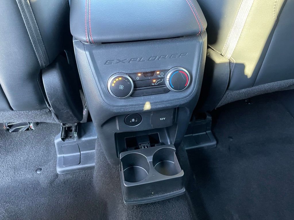 Used 2025 Ford Explorer ST-Line image 58