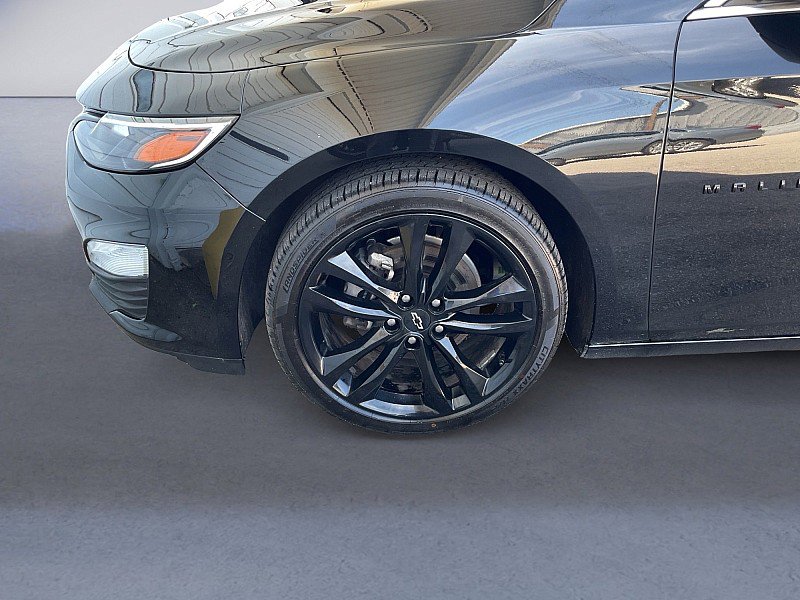 Used 2024 Chevrolet Malibu LT w/ Midnight Edition FWD image 9