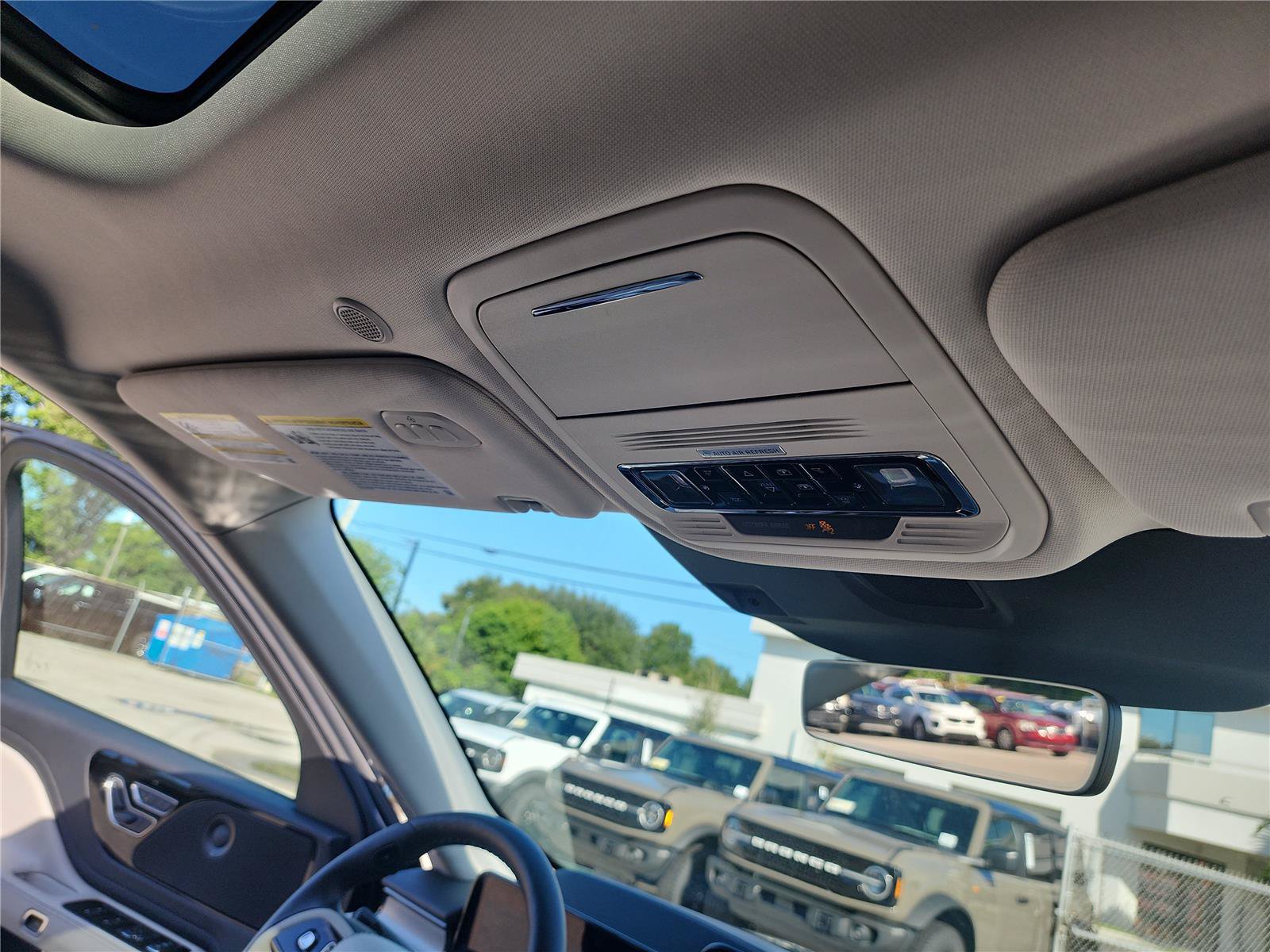 New 2027 Lincoln Aviator Reserve w/ Jet Appearance Package RWD image 34