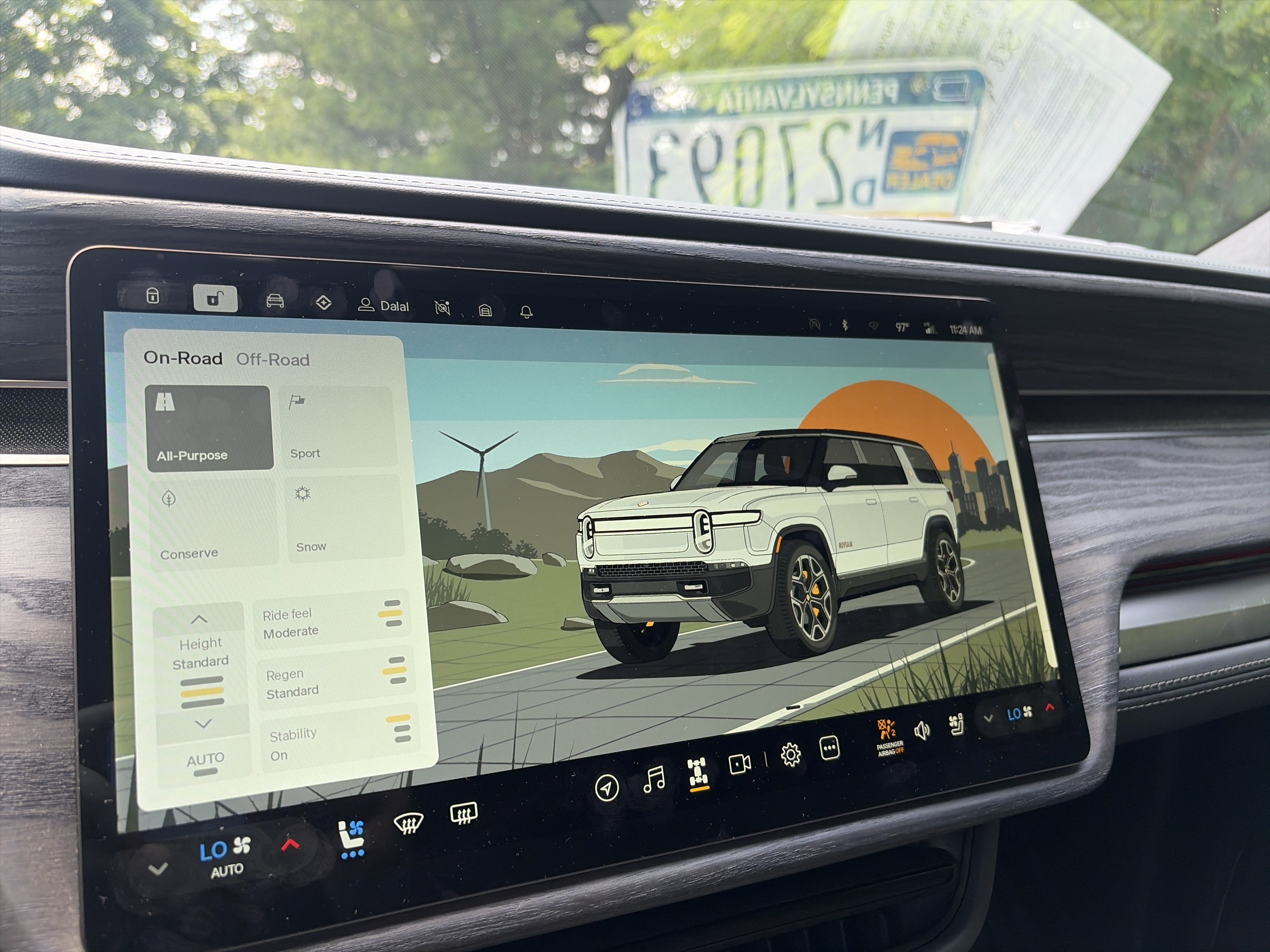 Used 2022 Rivian R1S Launch Edition AWD/4WD image 61