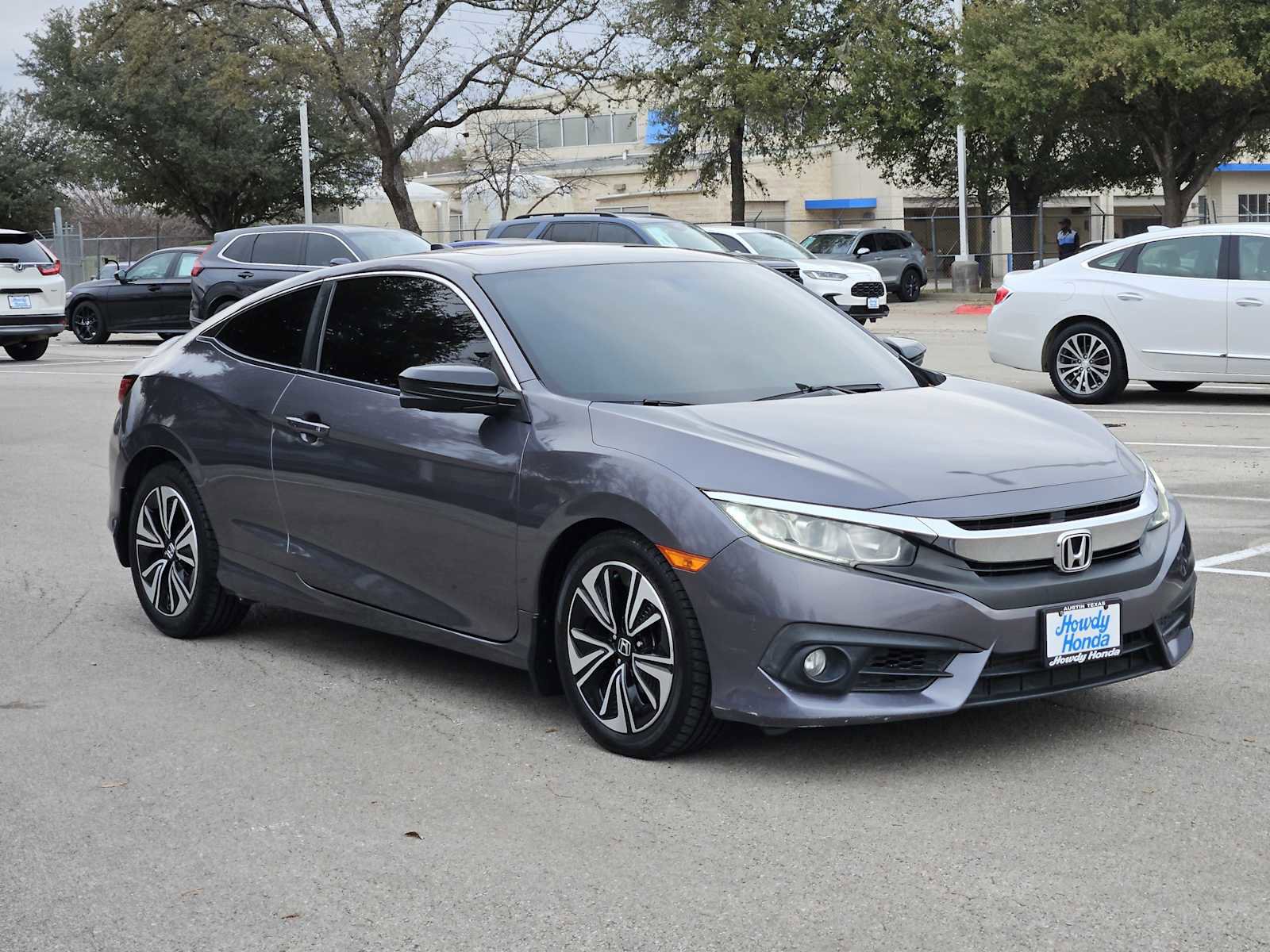 Used 2018 Honda Civic EX-T image 3