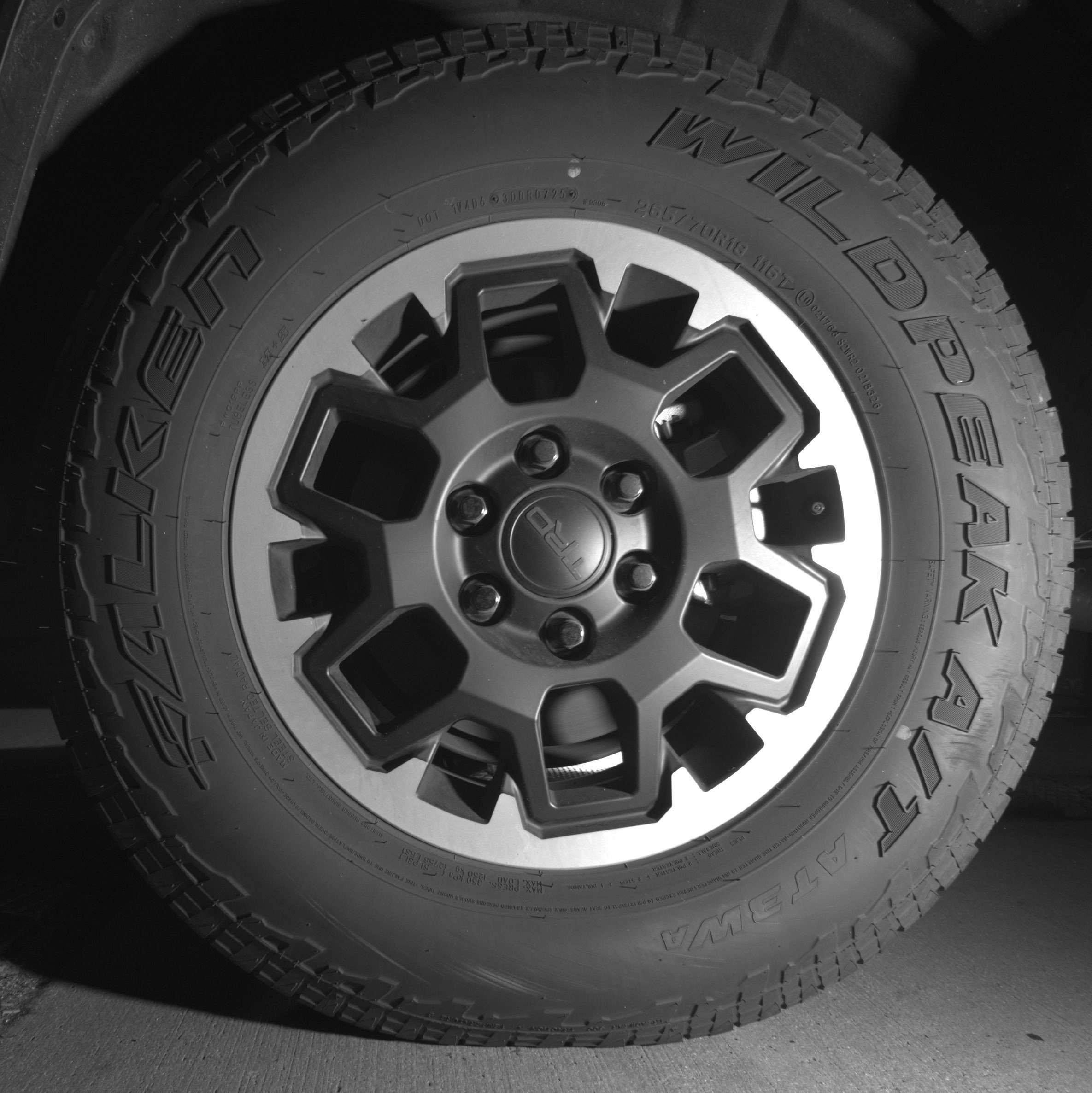 Used 2025 Toyota 4Runner TRD Off-Road image 14