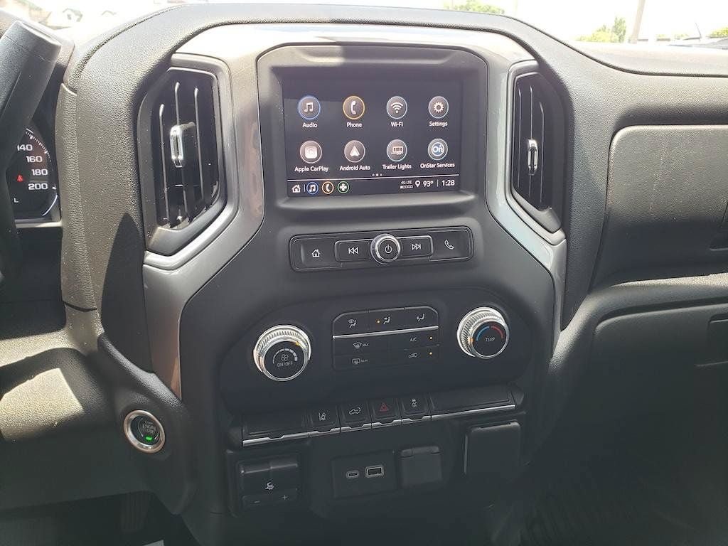 Used 2024 GMC Sierra 2500 Pro AWD/4WD image 18