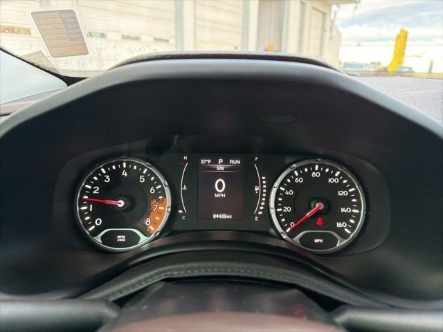 Used 2016 Jeep Renegade Latitude w/ Popular Equipment Group image 30