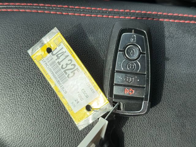 Certified 2024 Ford Escape ST-Line w/ Tech Pack #1 image 15