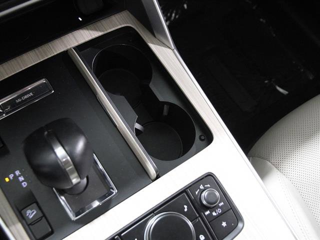 Certified 2024 MAZDA CX-90 Plug-In Hybrid w/ Premium Pkg image 16