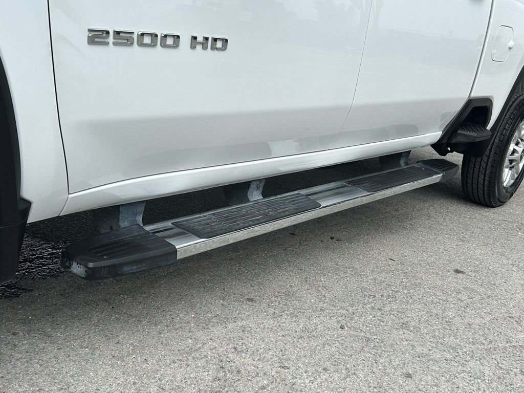 Used 2025 Chevrolet Silverado 2500 LT w/ Convenience Package image 36