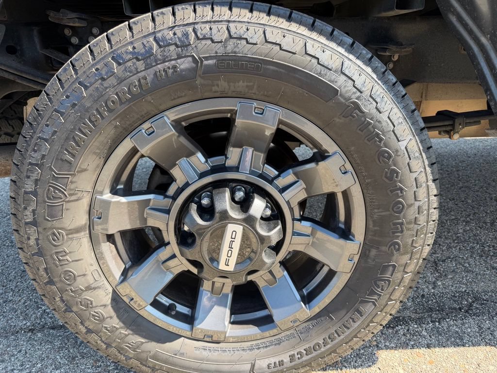 Used 2023 Ford F250 Lariat w/ Sport Appearance Package AWD/4WD image 9