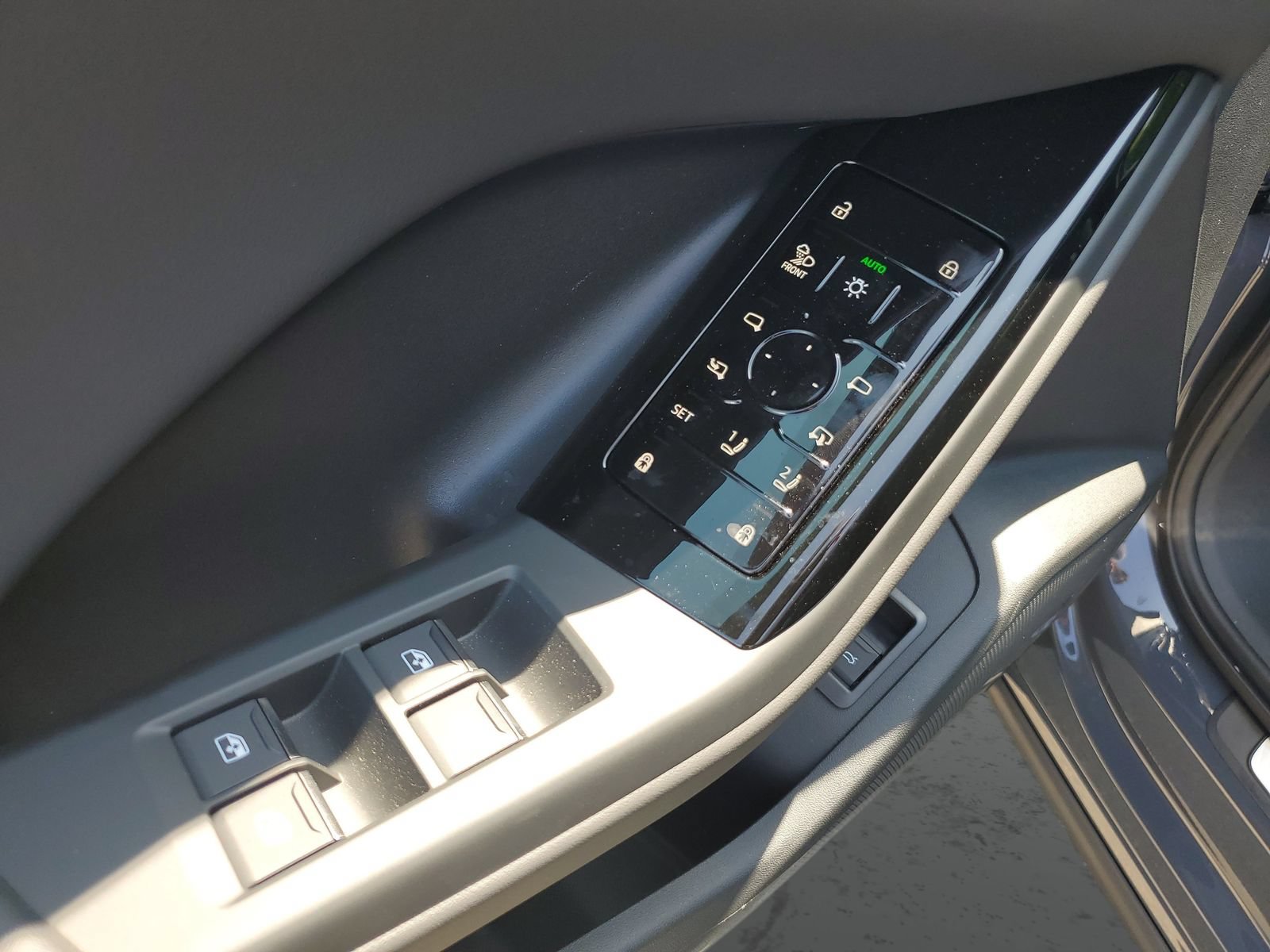 New 2027 Audi Q6 e-tron Premium Plus AWD/4WD image 21