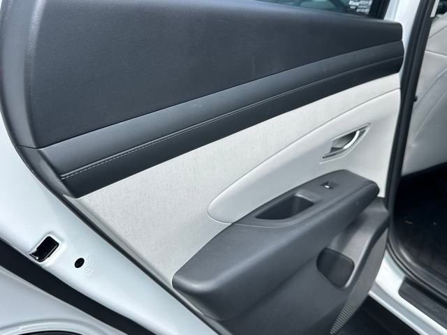 New 2025 Hyundai Tucson SEL image 19