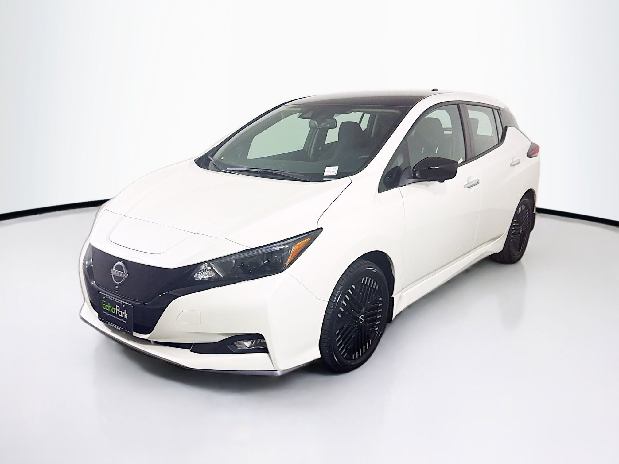 Used 2024 Nissan Leaf SV Plus FWD image 3