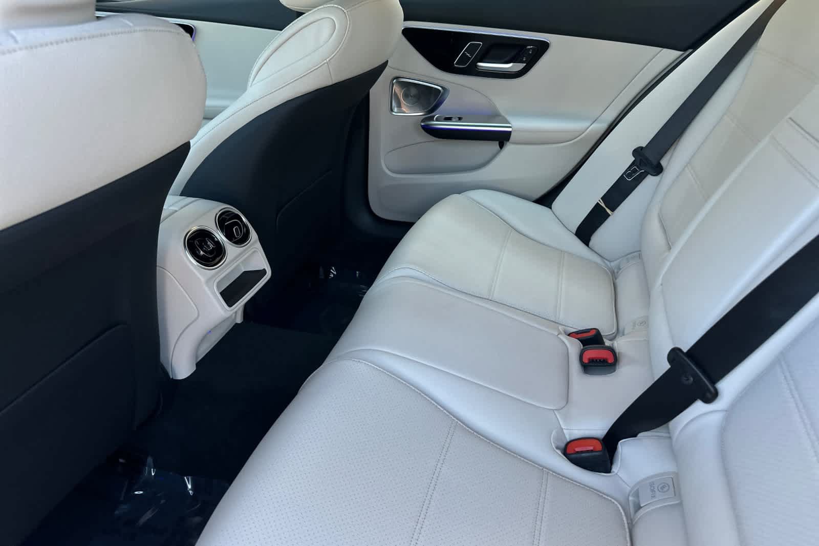 New 2026 Mercedes-Benz C 300 Sedan image 11
