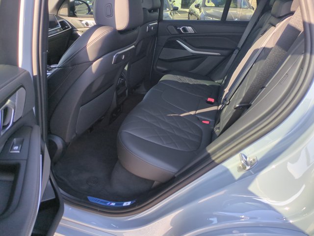 New 2026 BMW X5 xDrive40i w/ M Sport Package AWD/4WD image 16