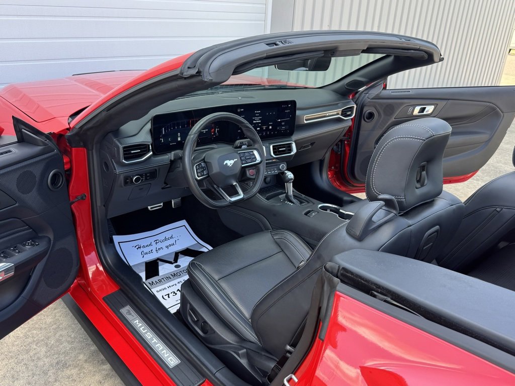 Used 2024 Ford Mustang GT Premium image 2