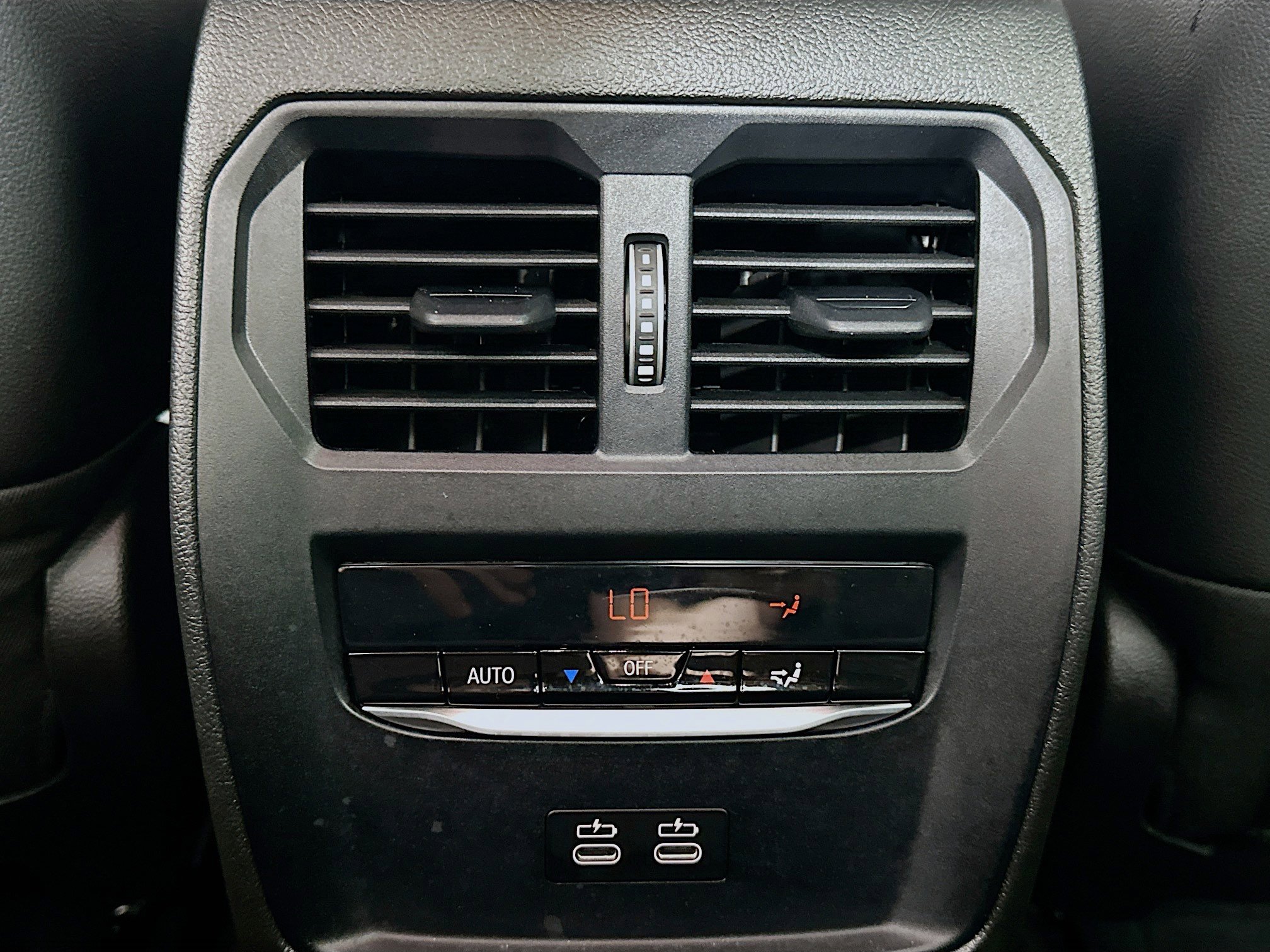 Used 2025 BMW 330i Sedan image 28