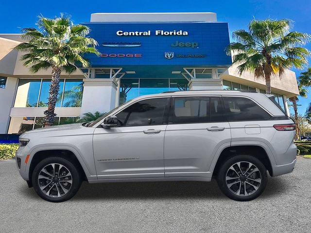 Used 2022 Jeep Grand Cherokee Overland w/ Adv Protech Group III AWD/4WD image 8